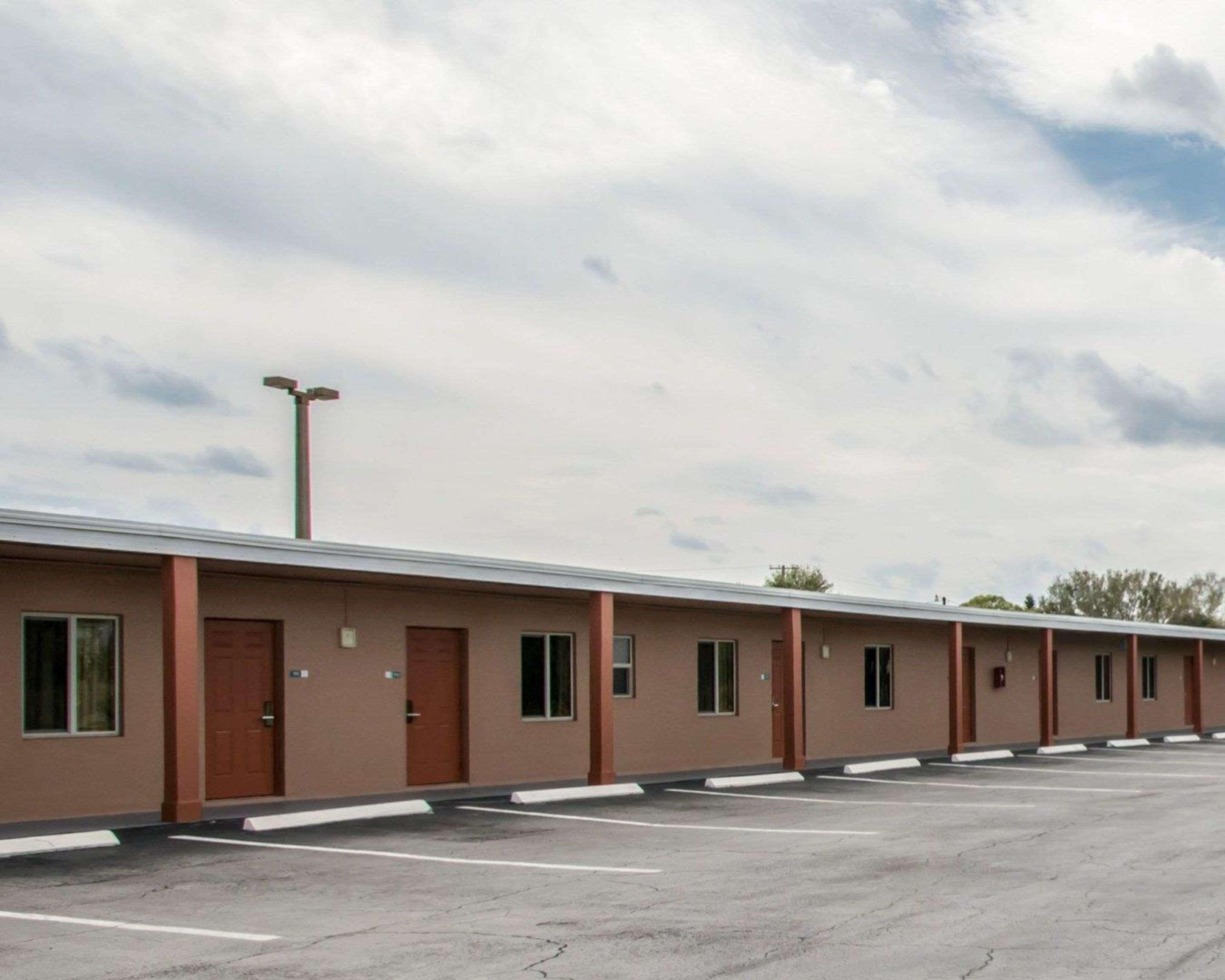 Rodeway Inn Fort Pierce Us Highway 1 Exteriör bild