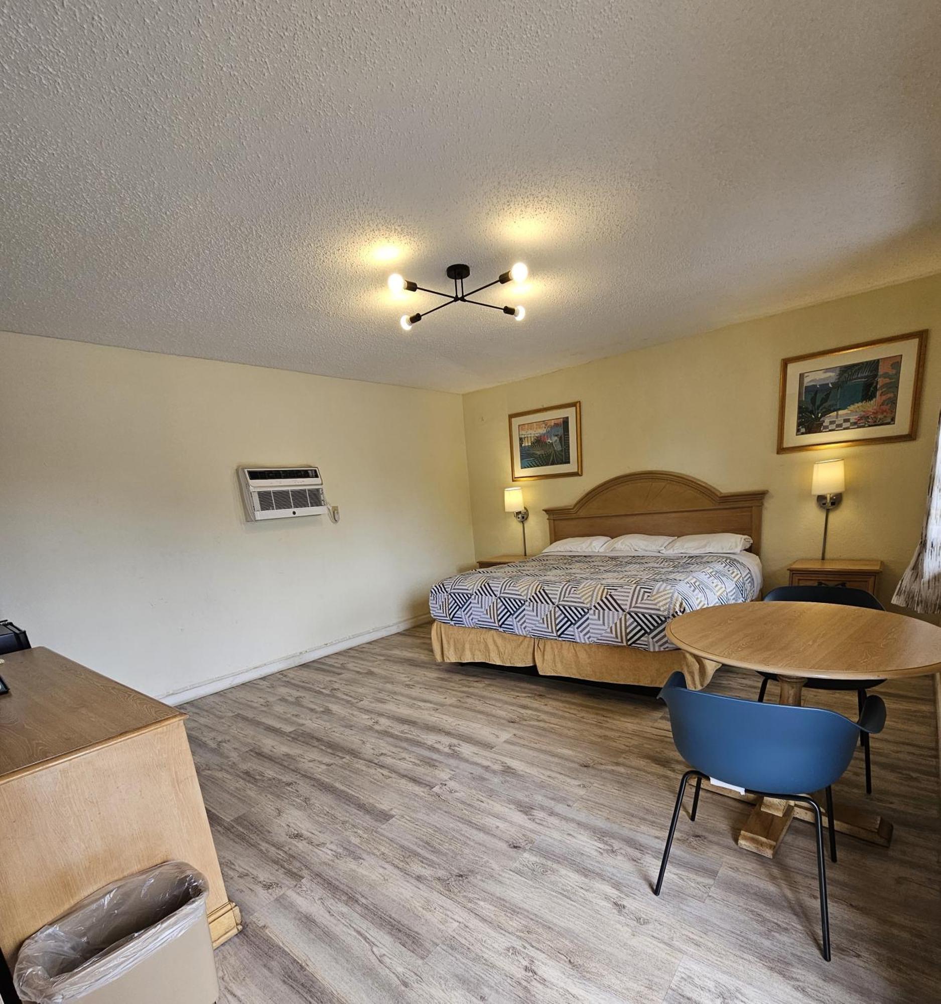 Rodeway Inn Fort Pierce Us Highway 1 Exteriör bild