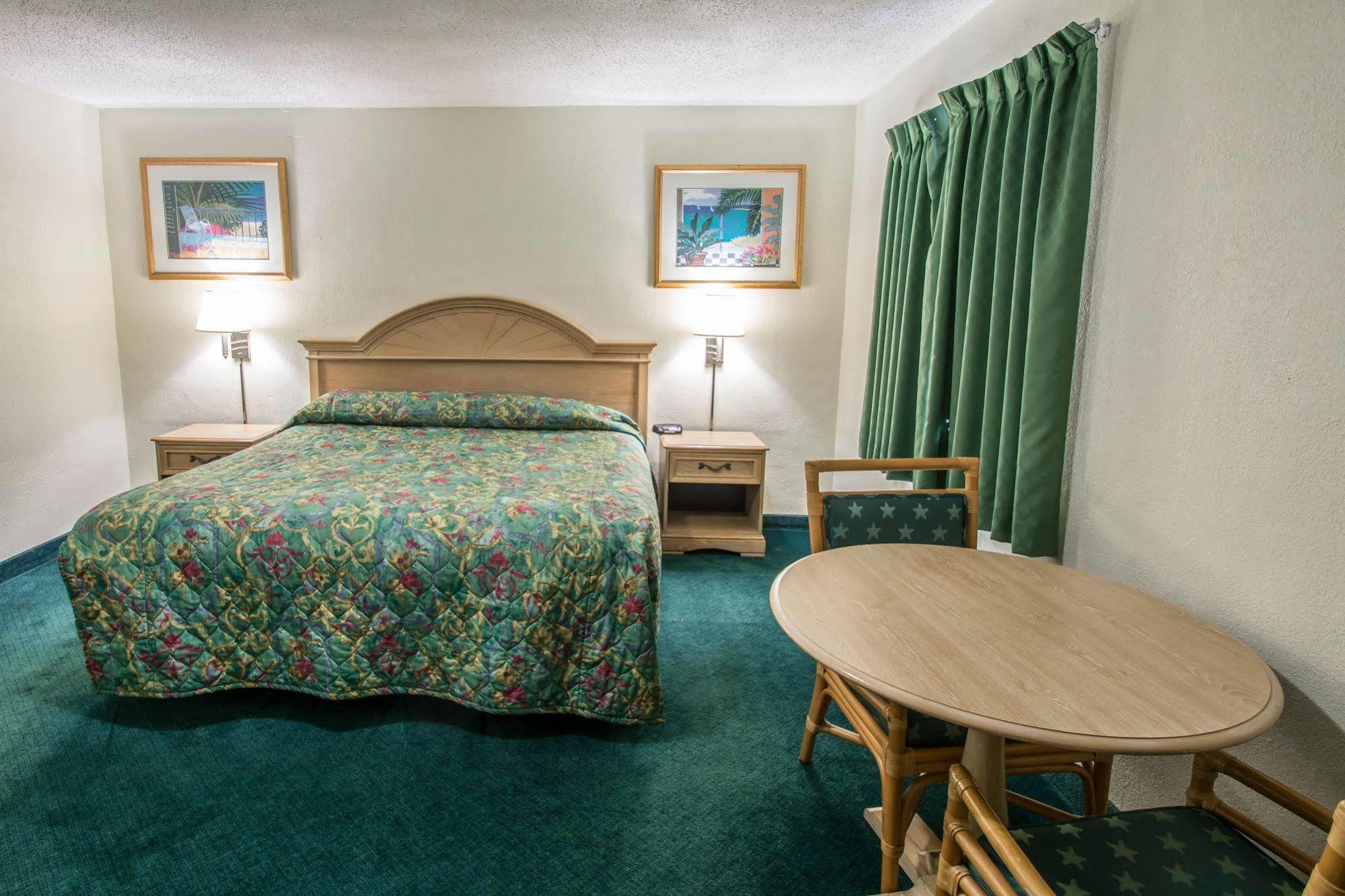 Rodeway Inn Fort Pierce Us Highway 1 Exteriör bild